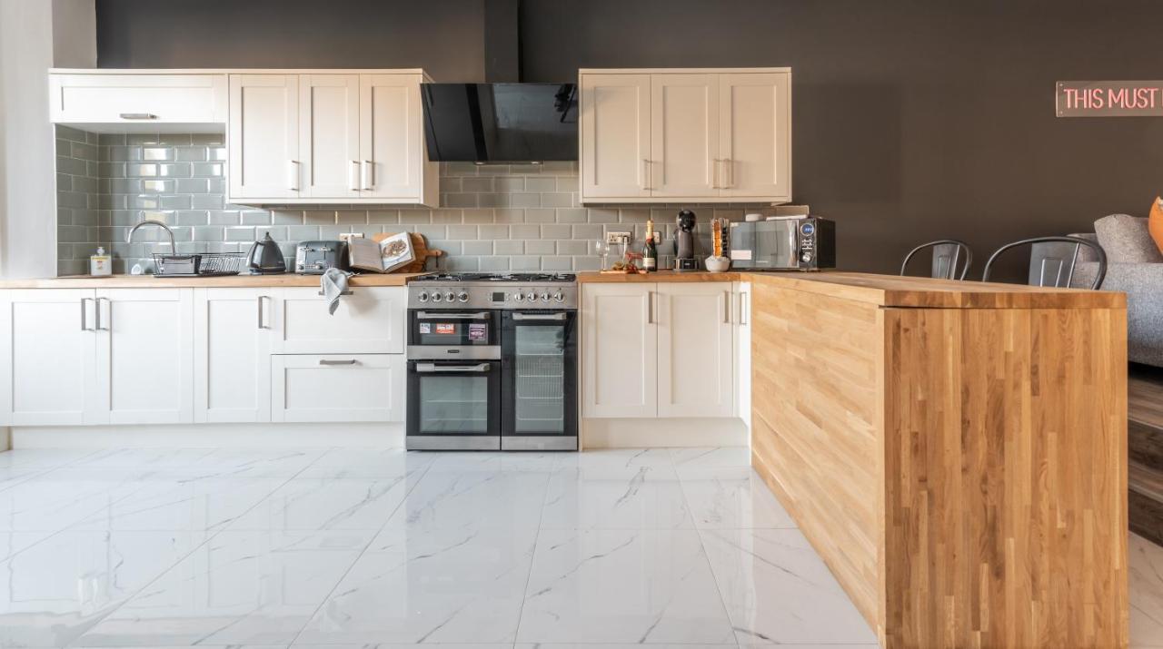 Ty Hapus Newport - Luxury 4 Bedroom Home Dış mekan fotoğraf